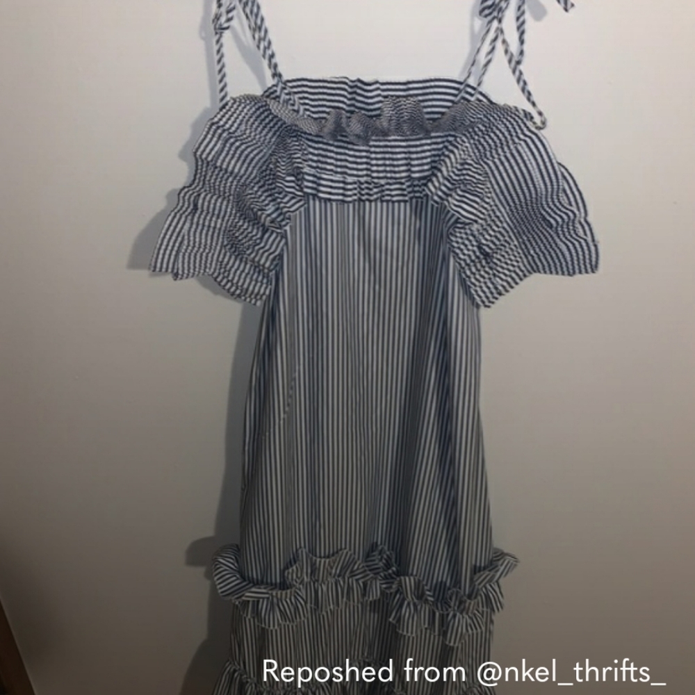 Lulu's striped ruffle midi dress - Picture 6 of 7